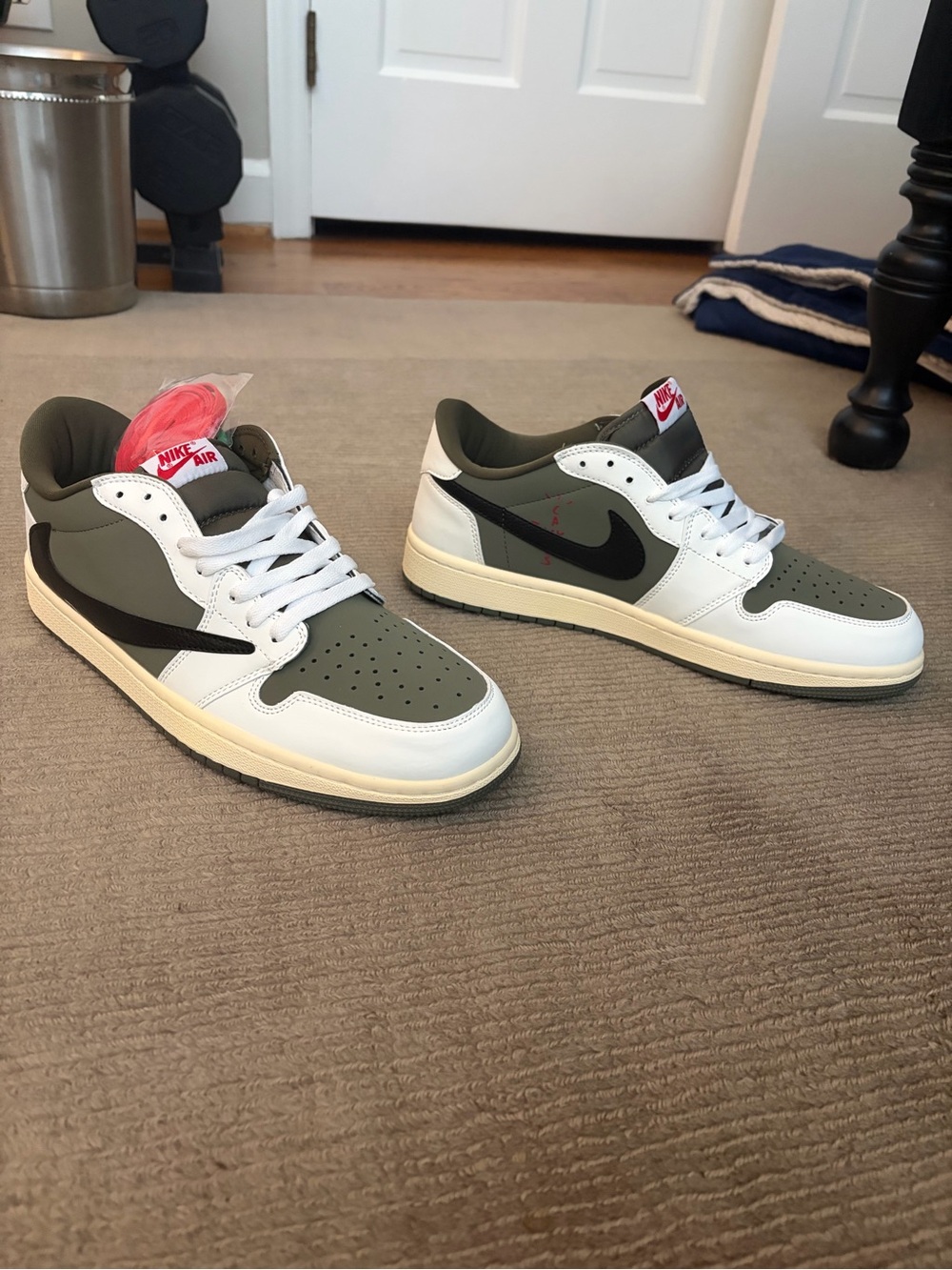 Nike air jordan travis scott  “medium olive” shoes